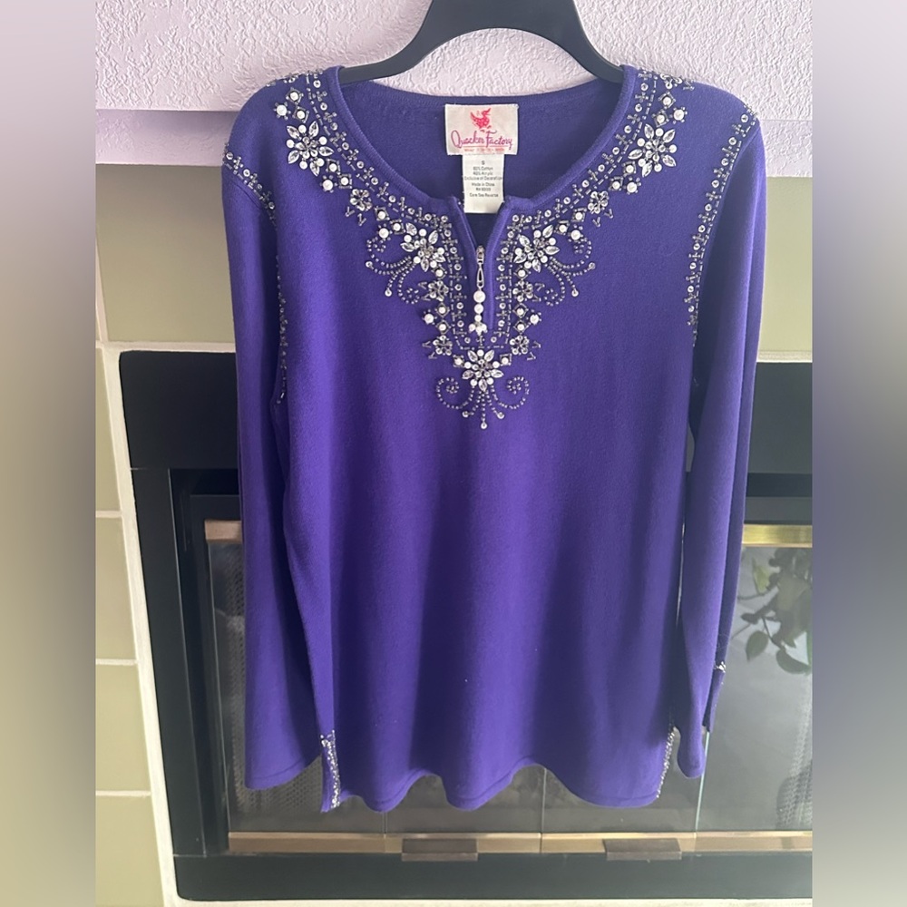 PURPLE QUACKER FACTORY EMBELLISHED TOP💜 Small